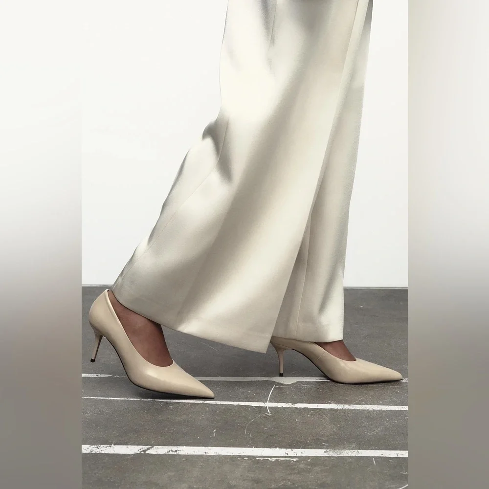 NWT. Zara Beige Leather Stiletto Heels. Size 6,5.